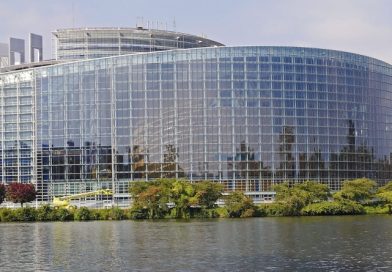 Svět patří lidem, kteří nikam nepatří